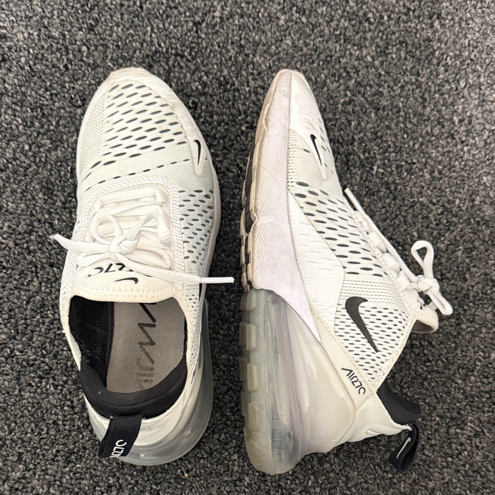 Nike Air Max 270 Light Gray and Black Sneakers